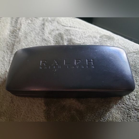 Sunglasses - Picture 5 of 5